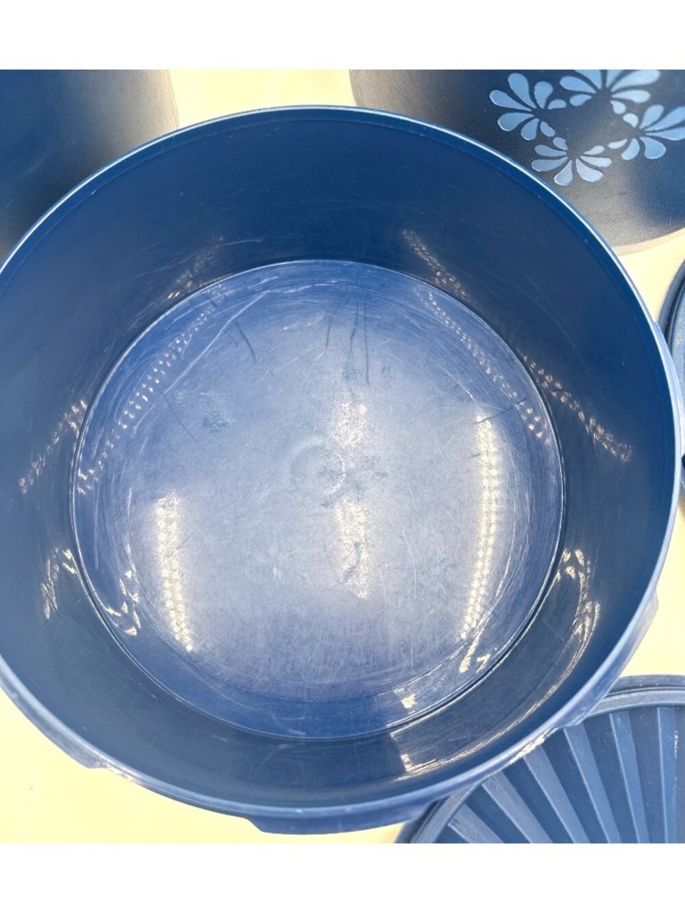 Vintage Tupperware Blue Canister Set With Seals & Floral Design - Picture 8 of 10